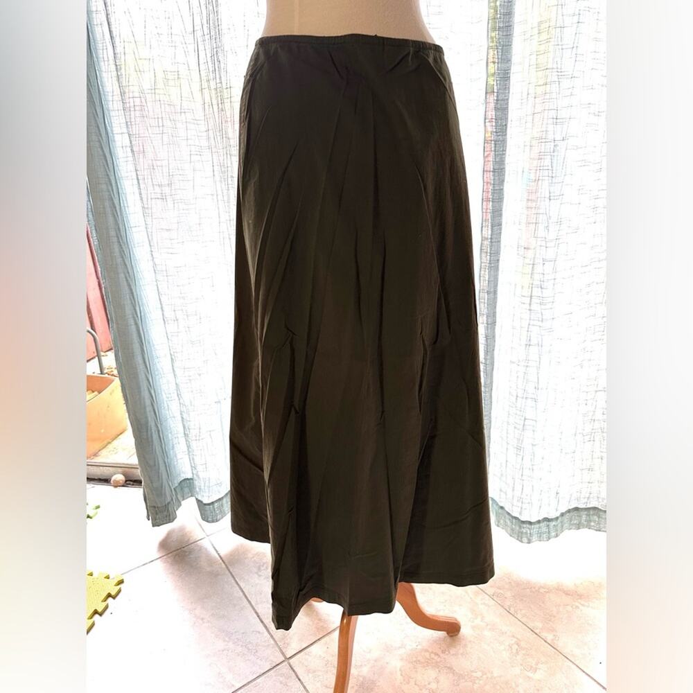 NY&CO Olive Green Skirt 14. - Picture 2 of 4